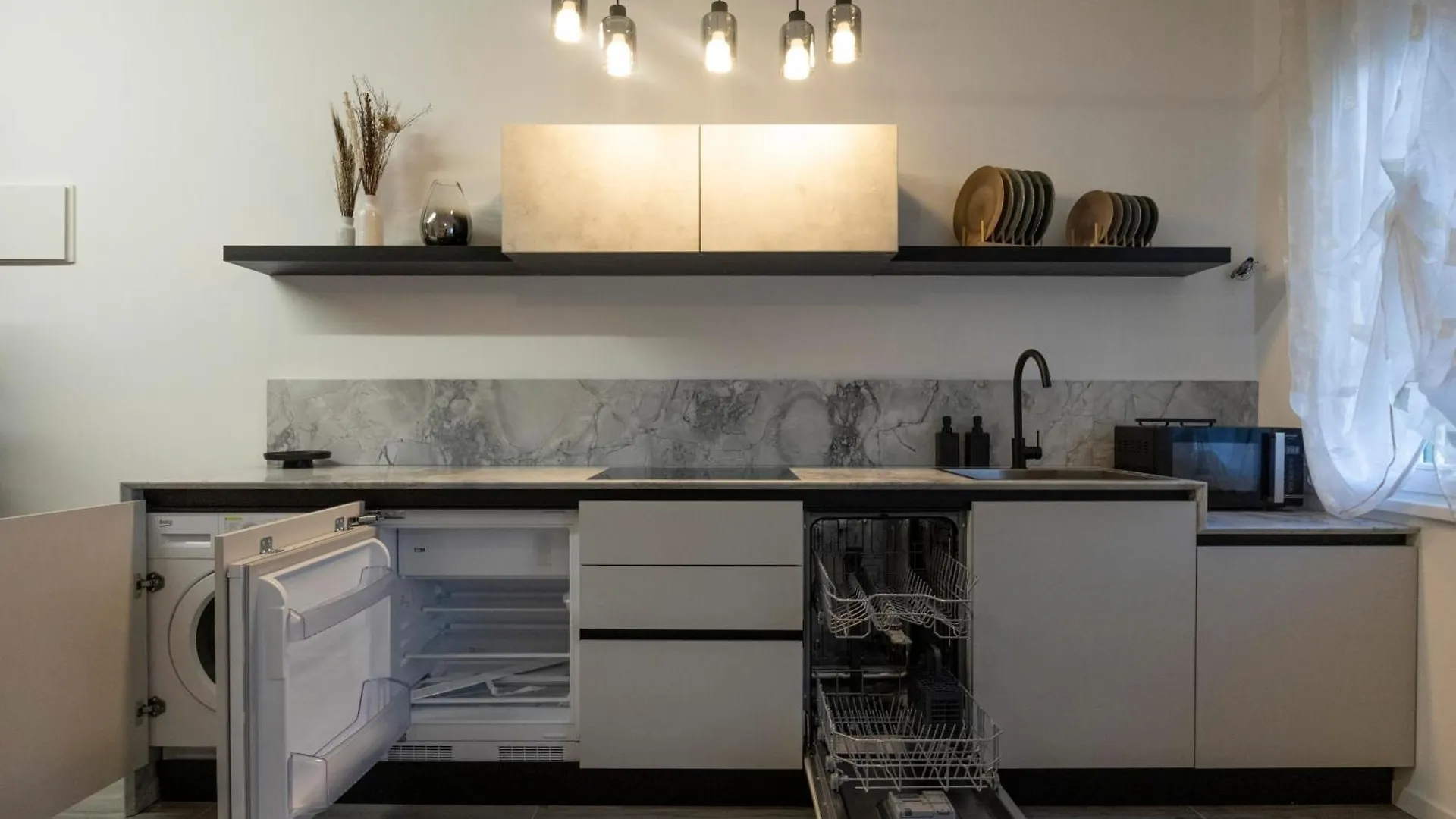 Glg Modern Luxury Apartment Padova Italy