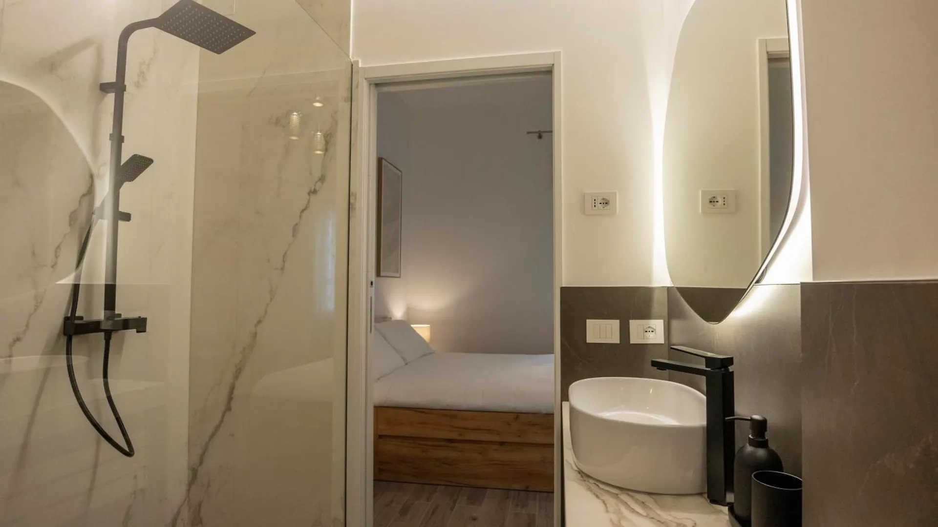 Glg Modern Luxury Apartment Padova